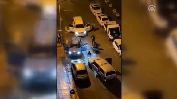 یک روزنامه ترکیهای هویت خلبانی که ایران در پی ربودن او بود را مهرداد آبدارباشی اعلام کرد