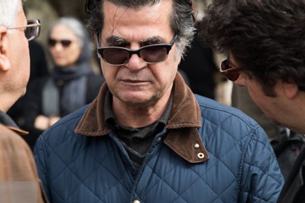 Prominent Iranian Filmmaker At Evin Prison To Serve Six-Year Sentence
