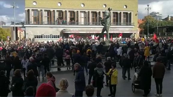 برگزاری تجمع در حمایت از خیزش سراسری مردم ایران در شهرهای مختلف جهان ادامه دارد