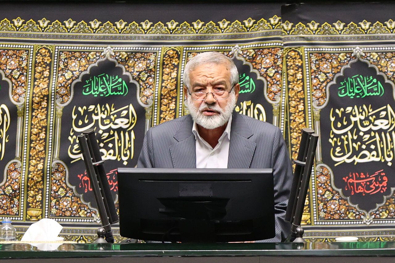 غضنفری، نماینده تهران: بارش در بریتانیا و ترکیه به دلیل بی‌بندوباری و بی‌حجابی کم شده است