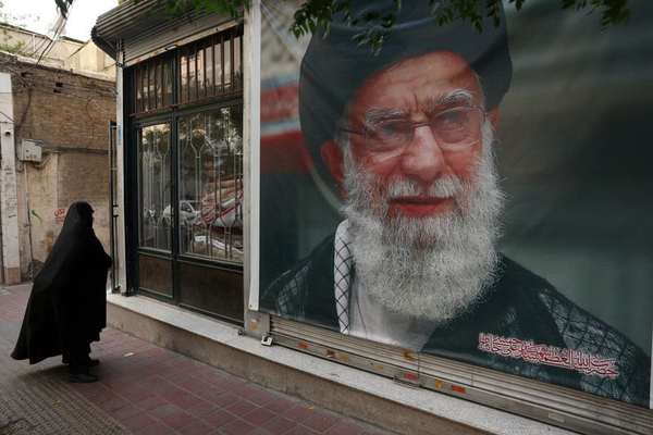 دستور شعام به رسانهها: پیش از تشییع خامنهای پوشش مذاکرات را از اولویت خارج کنید