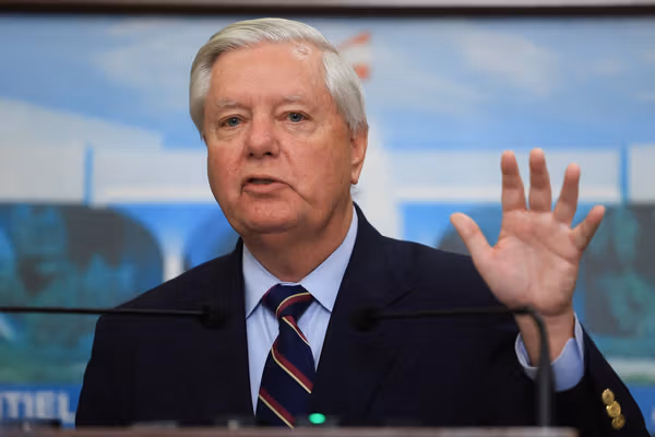 سناتور گراهام جمهوری اسلامی را ریشه بحران خاورمیانه خواند