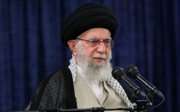 علی خامنهای: در قضایای اخیر بسیج مظلوم واقع شد