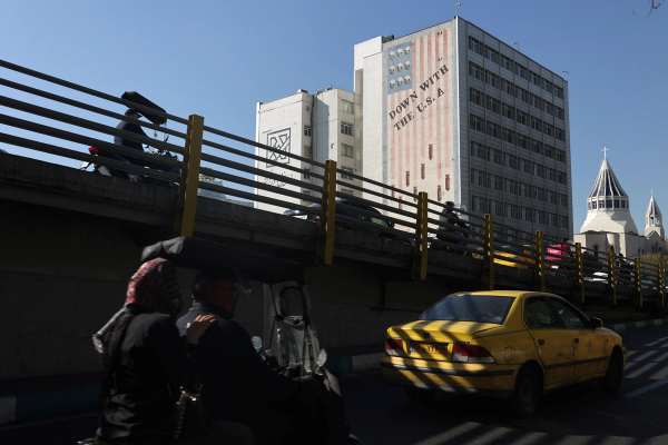 محللون إيرانيون: طهران في حاجة إلى استراتيجية جديدة للتعامل مع "سنوات ترامب العجاف"