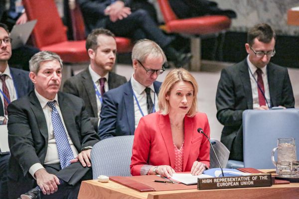 الاتحاد الأوروبي: توسيع البرنامج النووي الإيراني يتناقض مع التزامات طهران