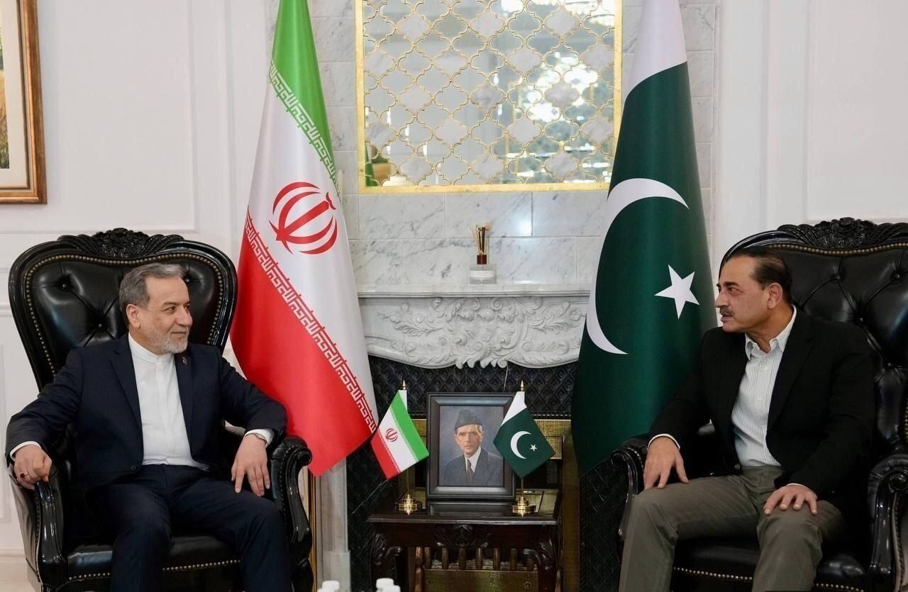 العربیه: عراقچی برای دیدار با نمایندگان ترامپ از تهران چراغ سبز نگرفت