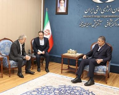 کارشناسان آژانس ایران را ترک کردند؛ مشاور خامنهای: قصد تولید بمب اتم را نداریم