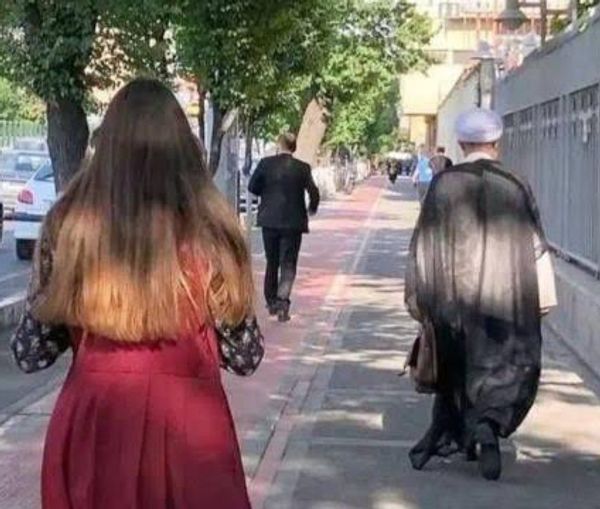 العفو الدولية تعرب عن قلقها من عودة شرطة الأخلاق لشوارع إيران وتطالب بوقف "معاقبة النساء"