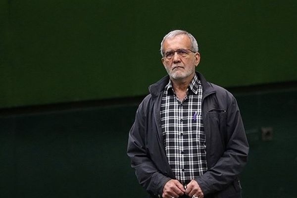 الرئيس الإيراني لترامب: افعل ما يحلو لك.. لن أتعامل معك