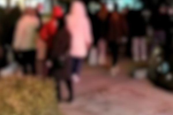 تجمعات ليلية في عدد من المدن الإيرانية وهتافات: "الموت لجمهورية الإعدام"