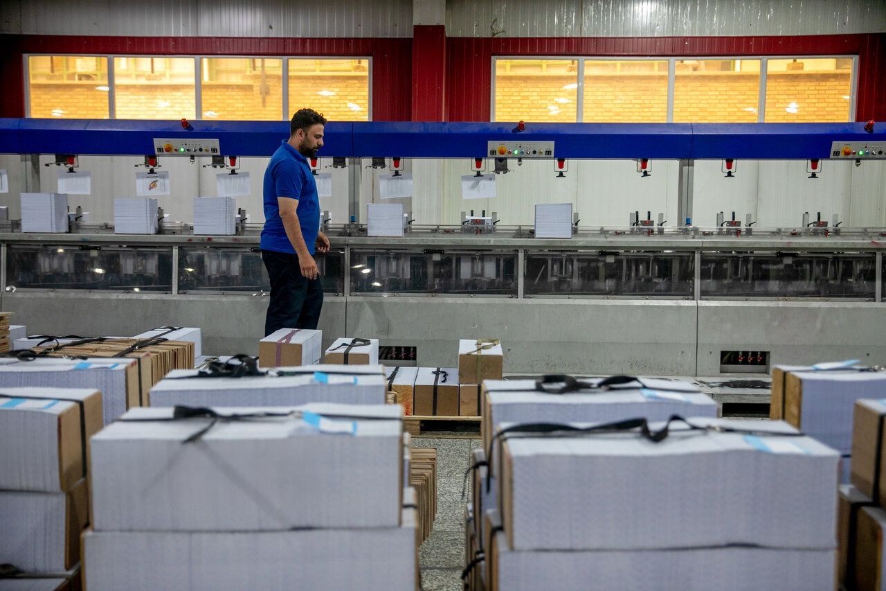 Iran's services imports surge as goods trade slumps
