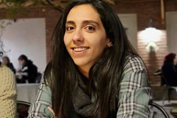 المقررة الخاصة للأمم المتحدة تطالب بإلغاء حكم السجن بحق طالبة إيرانية