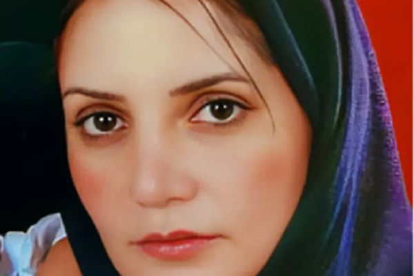 كاتبة إيرانية بعد الإفراج عنها: السجينة السياسية مريم حاج حسيني قضت 1700 يوم دون "إجازة"