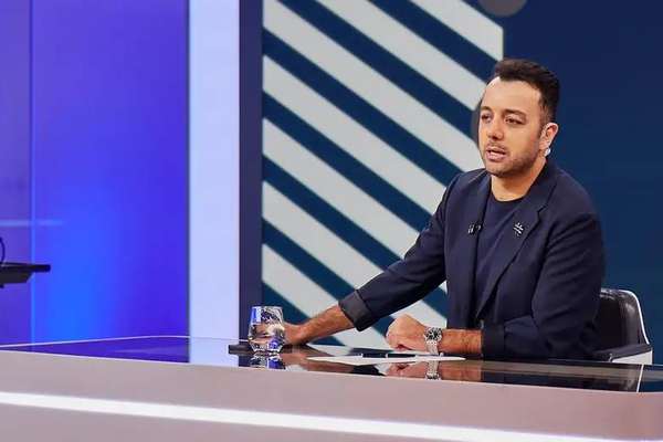 القضاء البريطاني يتسلم رومانيين اثنين متهمين بالاعتداء على مذيع "إيران إنترناشيونال"