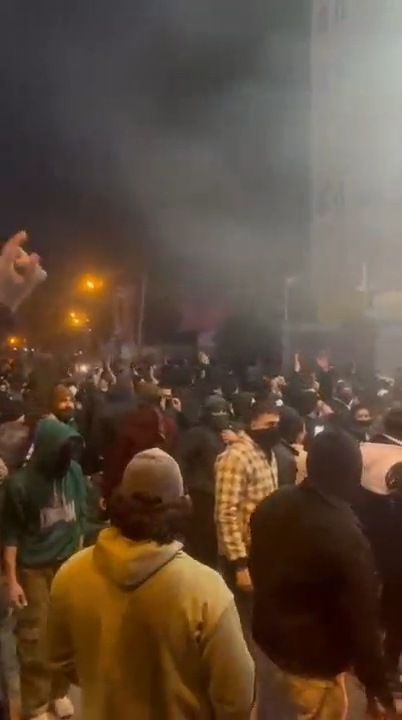 ترامپ: اگر ایران معترضان مسالمت‌جو را بکشد، آمریکا به کمک آنها خواهد آمد