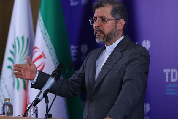 خطیبزاده، معاون وزارت خارجه: اگر دوباره جنگ شود، چارهای جز پیروزی قاطع نداریم