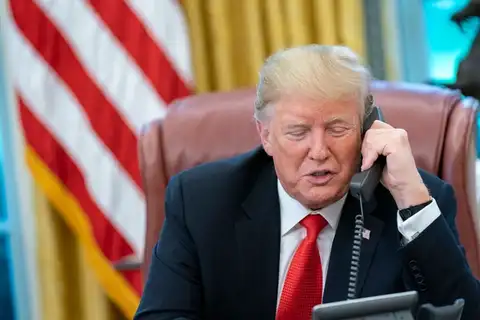 ترامپ: ایران با عجله و به هر قیمتی خواهان دستیابی به توافق است