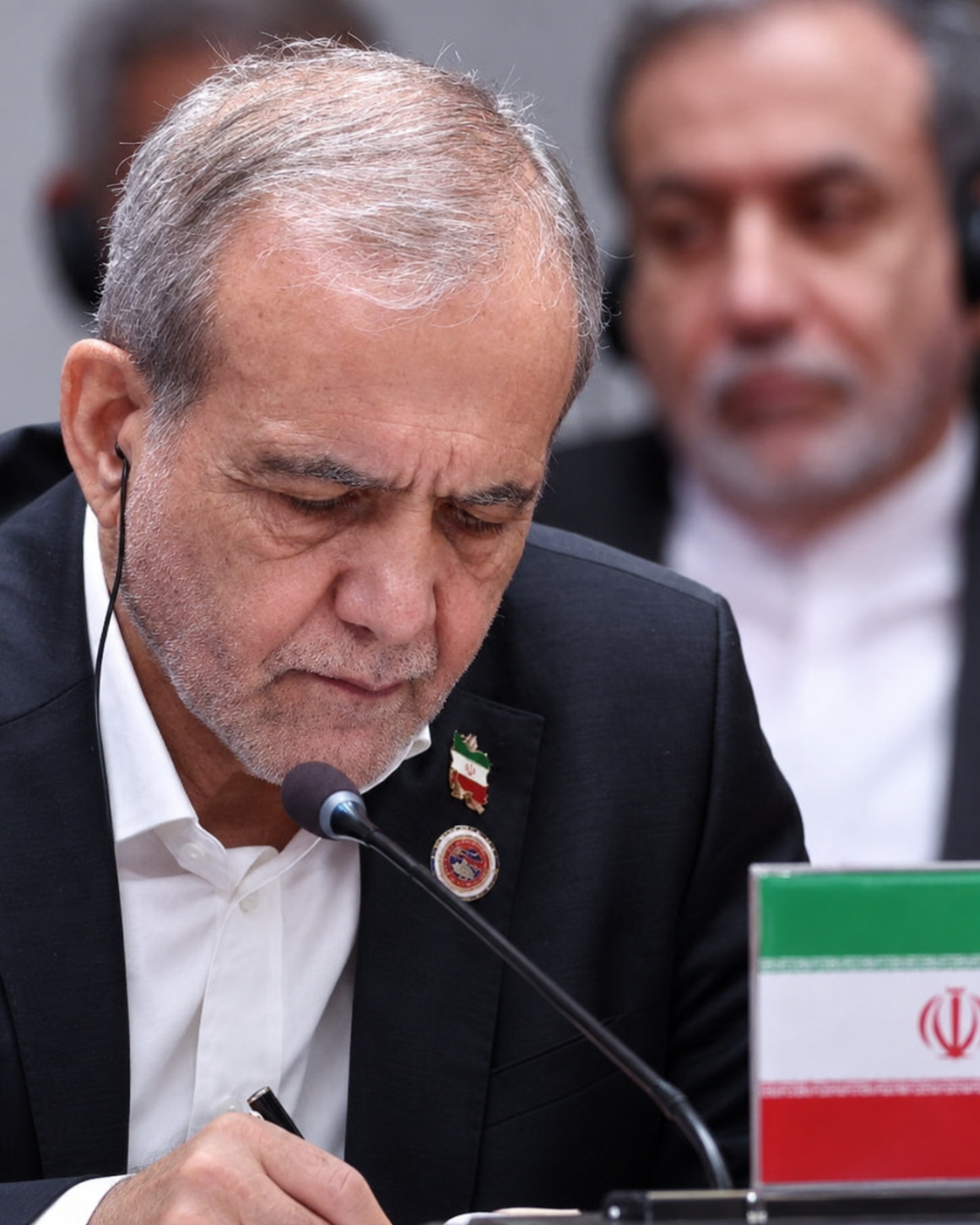 الرئيس الإيراني: لسنا في حرب مع السعودية والحوثيون لديهم قضاياهم الخاصة