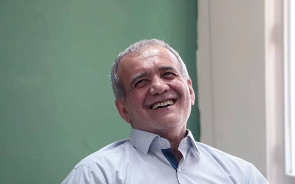 دولت پزشکیان با ممانعت از برگزاری فستیوال موسیقی «کوچه» بوشهر، آن را به یک سالن منتقل کرد