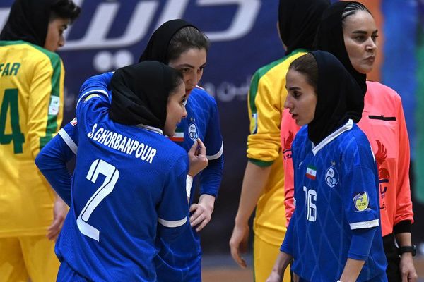 نفت امیدیه ۱-۰ استقلال؛ تیم فوتسال زنان استقلال صدر جدول را از دست داد