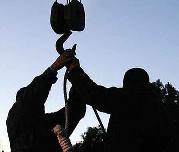 السلطات الإيرانية تعدم 5 سجناء في مدينة مرند بتهمة "الاغتصاب"