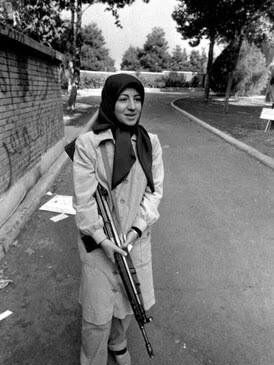 معصومه ابتکار از جمله زنانی بود که پس از انقلاب سال ۱۳۵۷ در خدمت ایدئولوژی جمهوری اسلامی اجازه عرض اندام پیدا کرد