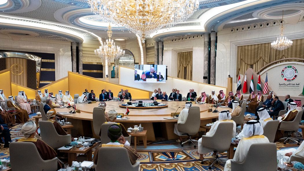 دیپلمات آمریکایی: دولت بایدن از آغاز، کشورهای منطقه را برای مذاکره با ایران تشویق می‌کرد