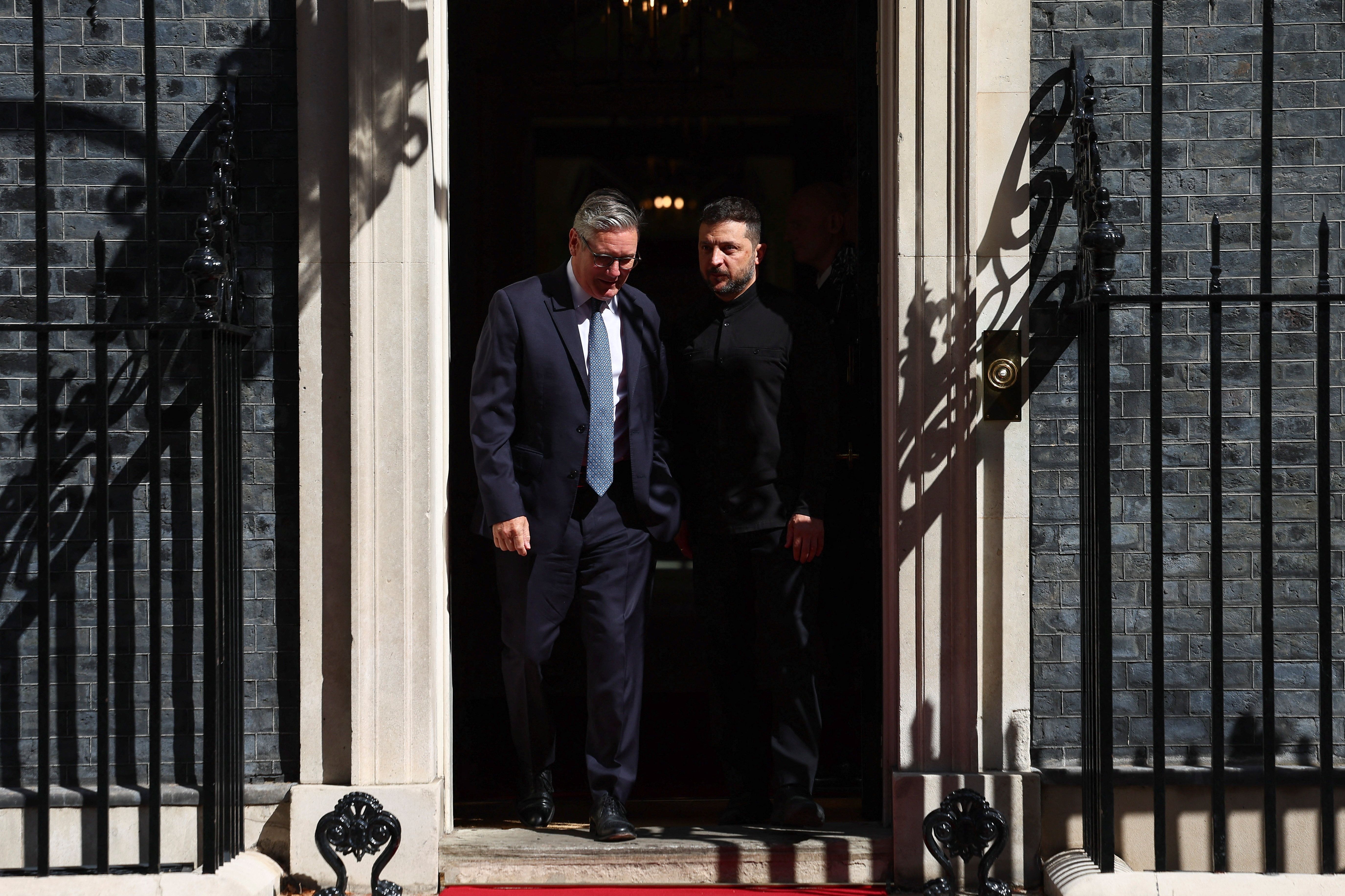 رایزنی‌های زلنسکی در لندن در آستانه نشست ترامپ و پوتین در آلاسکا