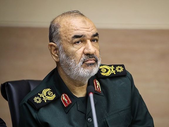 فرمانده کل سپاه پاسداران: بسیجیان نماد نزول آیات الهی بر روی زمین هستند