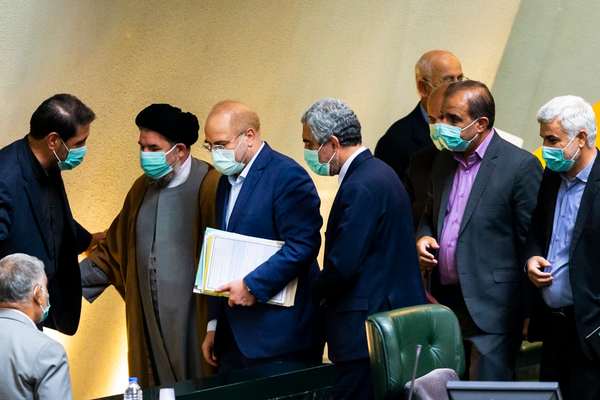 Hardliners Adamant To Restrict Internet In Iran, Critics Warn