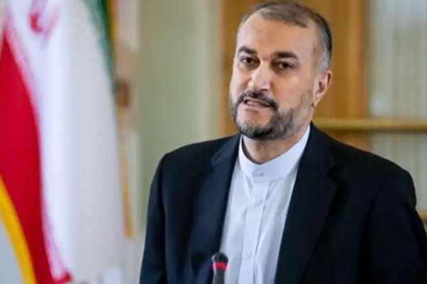 وزير الخارجية الإيراني: اليابان عرضت مبادرة لاستئناف المحادثات النووية الإيرانية