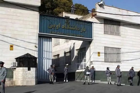 وسط حملة منهجية واسعة تستهدف المثقفين.. اعتقال خمسة نشطاء ثقافيين وباحثين في إيران