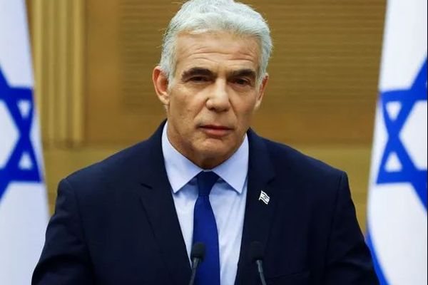 لابيد يستبعد اتفاقا جيدا مع إيران دون تهديد عسكري.. ورئيس الموساد في أميركا الأسبوع المقبل