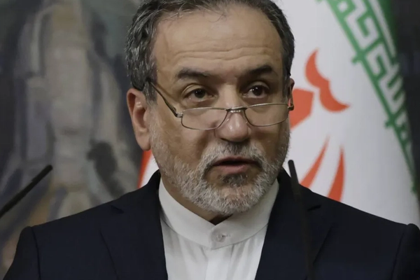 وزير الخارجية الإيراني: ألغوا العقوبات.. وسيكون هناك اتفاق