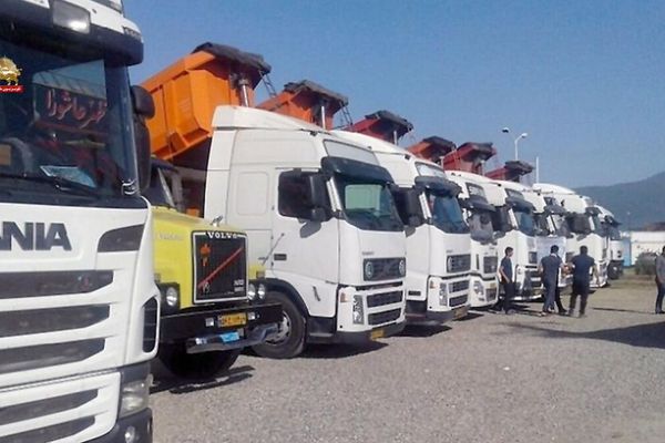 سائقو الشاحنات في ختام اليوم الرابع من الإضراب: لن نتوقف، وسنواصل الإضراب