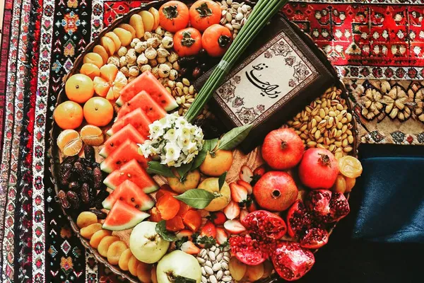 آنسوی سکه فقر؛ از اجاره سینی یلدا برای عروس تا گرو گذاشتن انگشتر برای جشن مدرسه