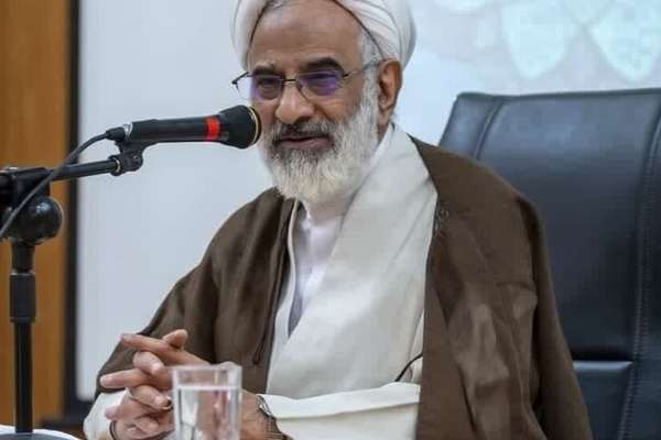 ممثل خامنئي في الحرس الثوري: شهداء الحرب الأخيرة تصدّوا لهجوم استمر 40 عامًا