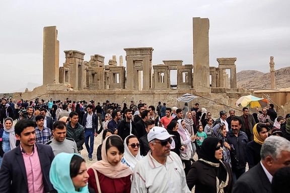 اقبال گسترده مردم به بازدید از اماکن تاریخی و ملی در تعطیلات نوروزی