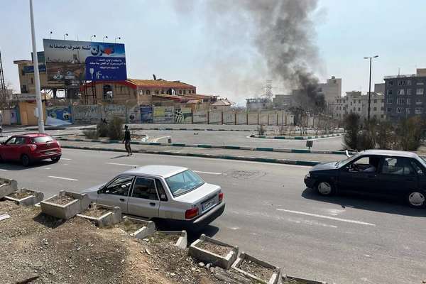 مخاطبان ایراناینترنشنال علیه سانسور جنگ در جمهوری اسلامی: بمبارانها ادامه دارد