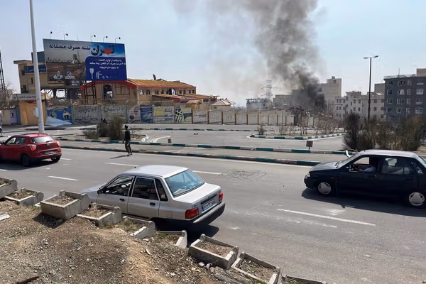مخاطبان ایراناینترنشنال علیه سانسور جنگ در جمهوری اسلامی: بمبارانها ادامه دارد