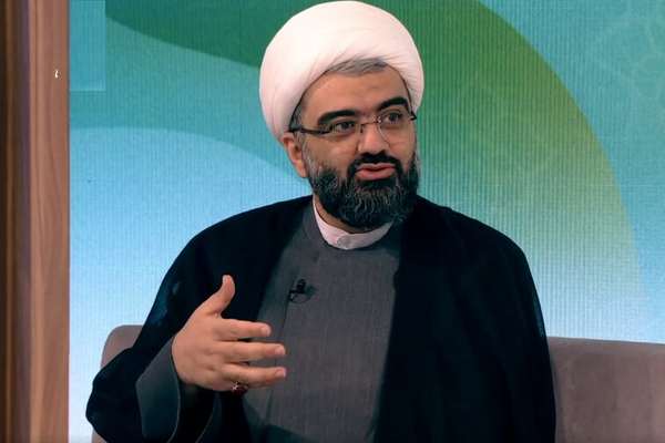 معاون نماینده خامنهای در دانشگاهها: هر طلاق برای کشور ۵۰۰ میلیون تومان هزینه دارد
