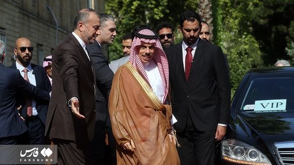 Iranian Officials Continue Sending Contradictory Signals