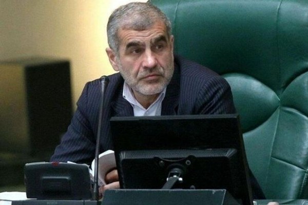 نائب رئيس البرلمان الإيراني: مضيق هرمز إيراني وبحر عُمان من ضمنه
