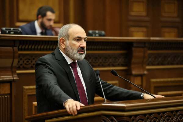 Iran’s Neighbor Armenia Shuns Russian Bloc, Explores New Alliances