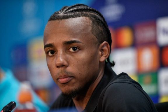 حمایت مدافع بارسلونا از زنان ایران و اعتراضات مردمی