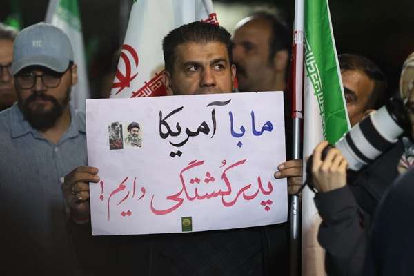 رسانه وابسته به سپاه: احتمال منتفی شدن هرگونه تفاهم با آمریکا وجود دارد