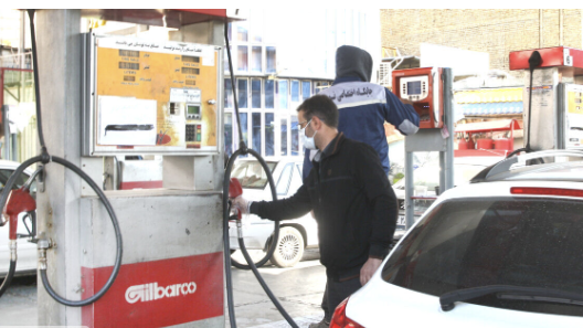 نماینده مجلس میگوید ایران باید در سال جاری بیش از ۲ میلیارد دلار بنزین وارد کند