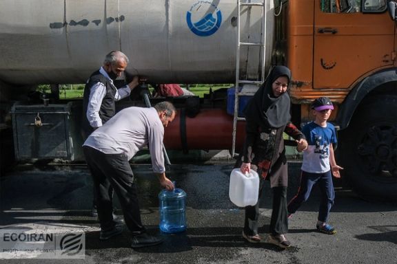 Water being delivered to residents of the capital Tehran by tanker trucks (June 2023)