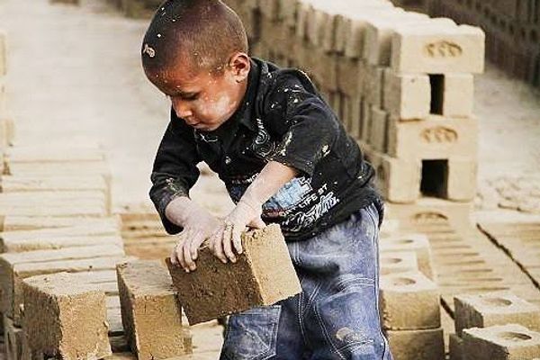 Child Labor On Rise In Iran Amidst Poverty Crisis