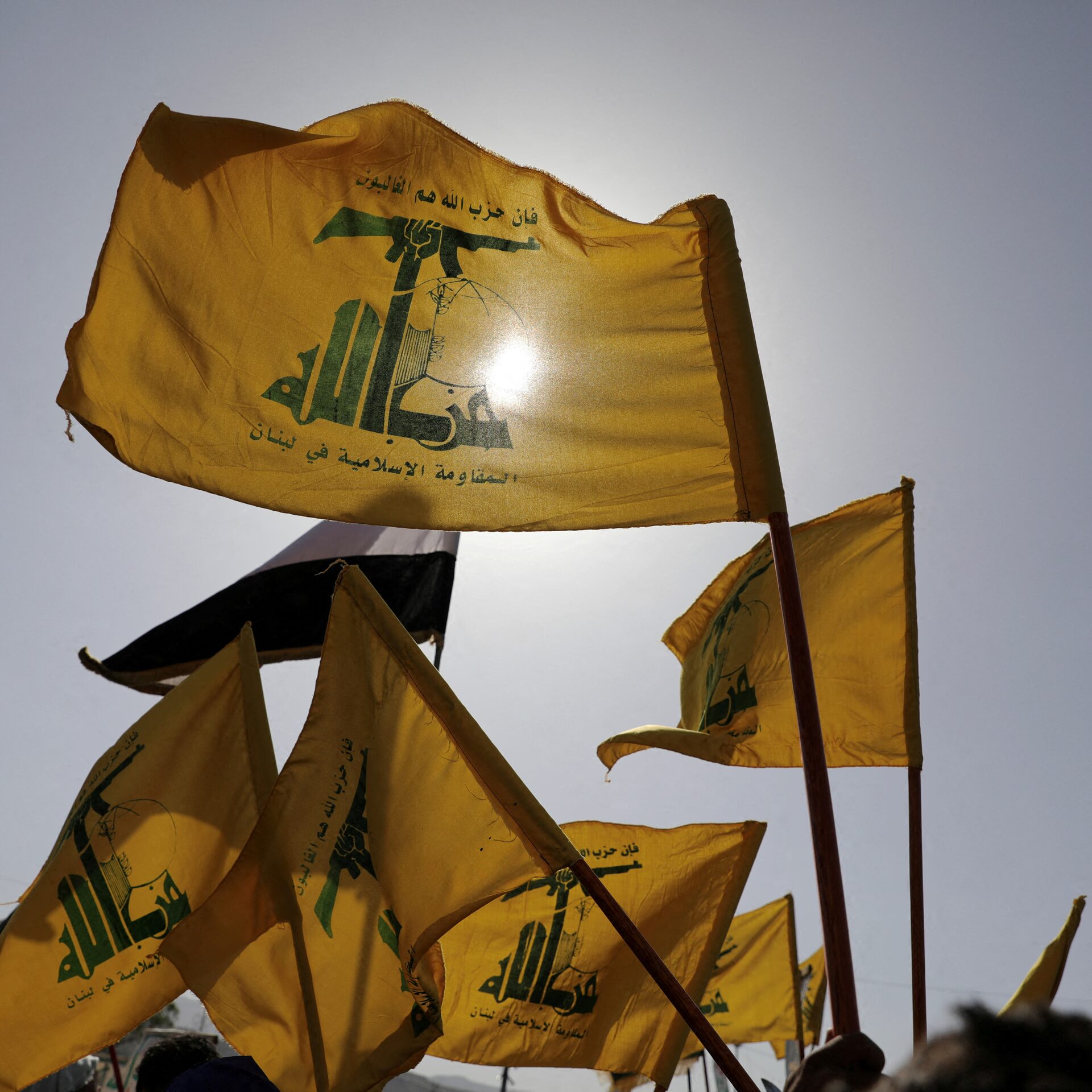 امارات متحده عربی ۱۶ فرد و ۵ نهاد را به دلیل ارتباط با حزب‌الله در فهرست تروریستی قرار داد